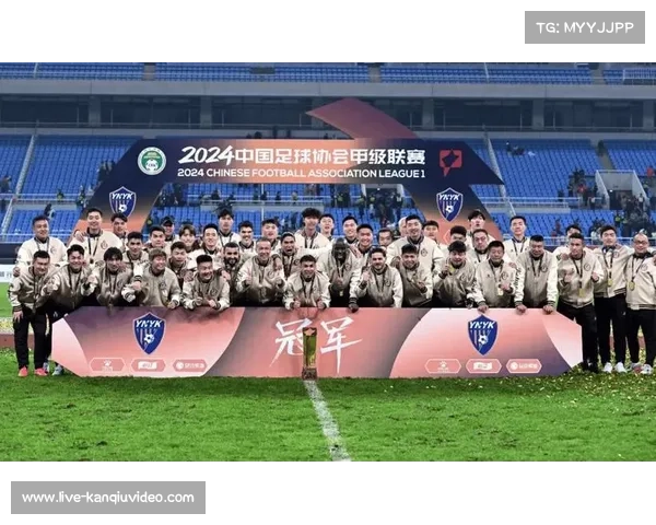 云南玉昆外援染红事件引发关注 俱乐部重申职业纪律要求 云南玉昆外援染红事件引发关注 俱乐部重申职业纪律要求