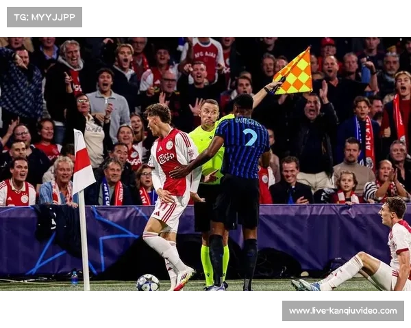 伊萨克头球破门,纽卡斯尔联3-0完胜本菲卡 伊萨克头球破门,纽卡斯尔联3-0完胜本菲卡